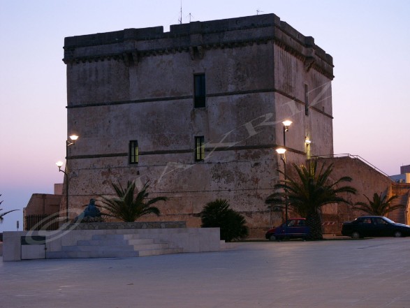 TORRE CESAREA